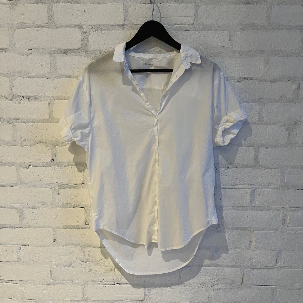 Aritzia White Short Sleeve Button Down Shirt - Picture 3 of 5